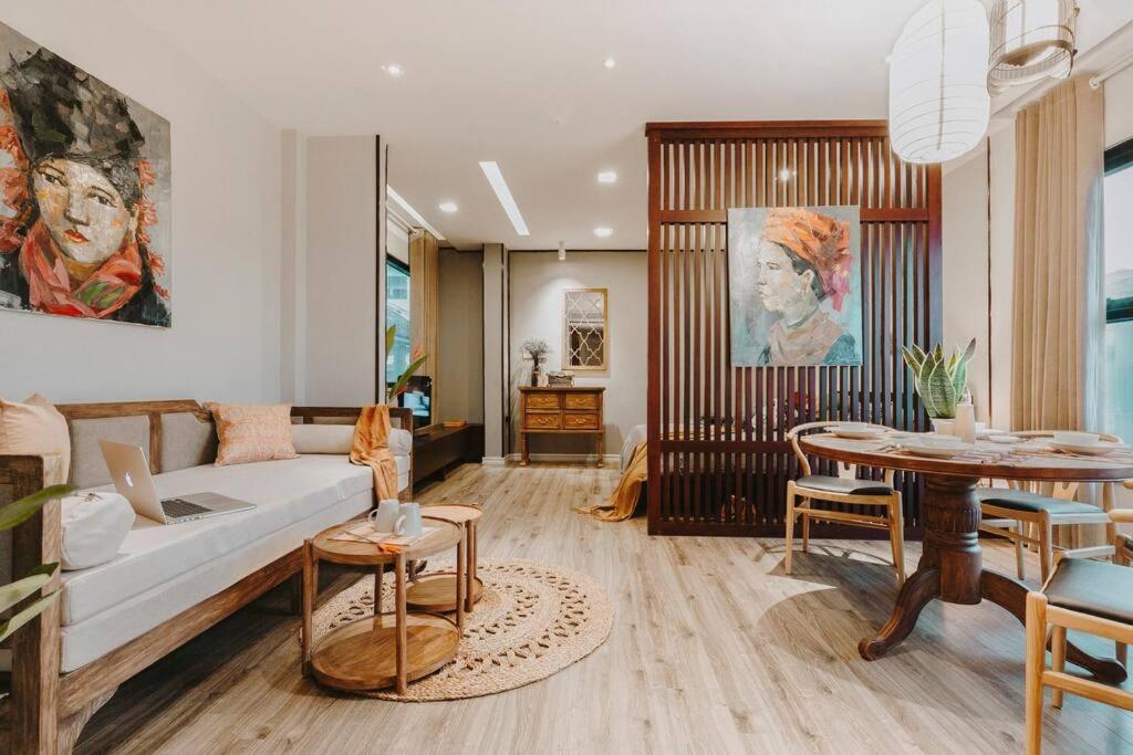 Homestay Giua Long Ha Noi - 10 Phut Den Pho Co Hanoi Kültér fotó